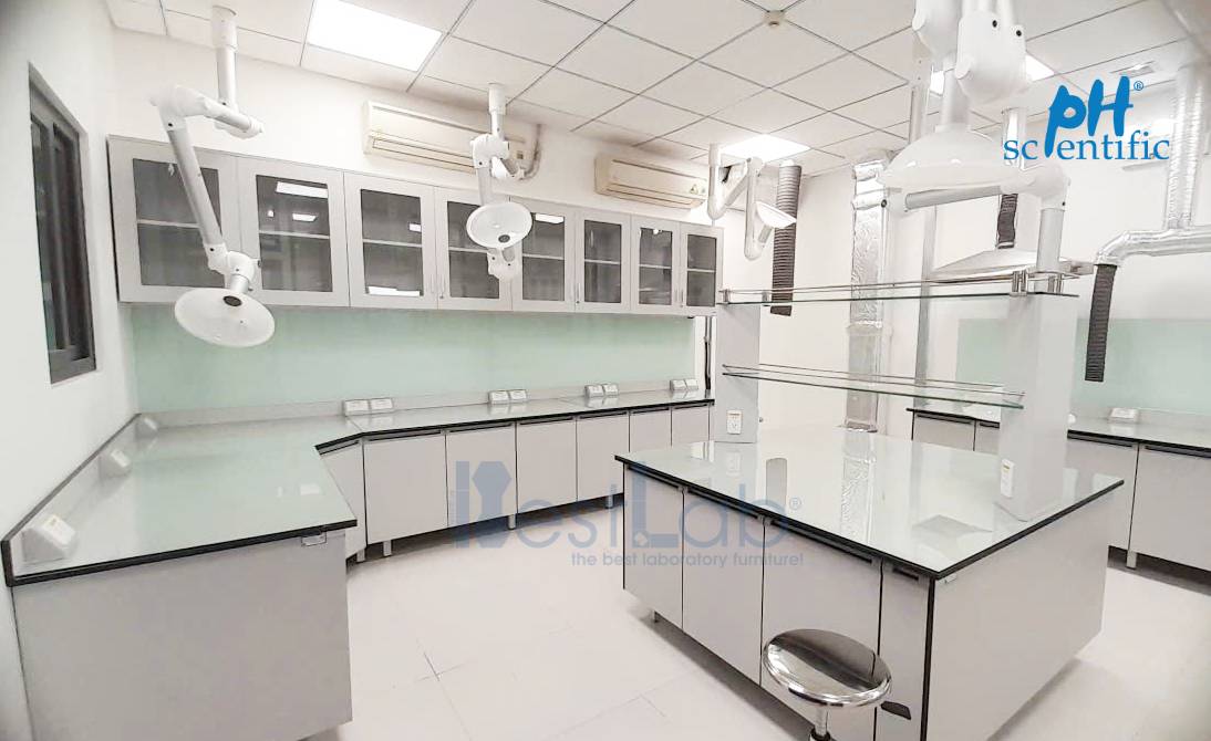 Lắp đặt nội thất phòng thí nghiệm cho công ty sơn nước tại Bình Dương 3